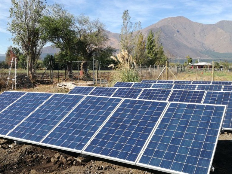 Agricultura_Orgánica_Sistema_Energía_Solar_Fotovoltaica_Netbilling_Paneles_Solares_Fotovoltaicos_Certificación_SEC..jpeg