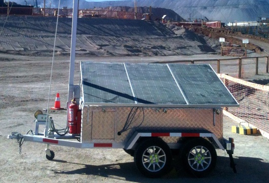 Carro solar fotovoltaico multipropósito