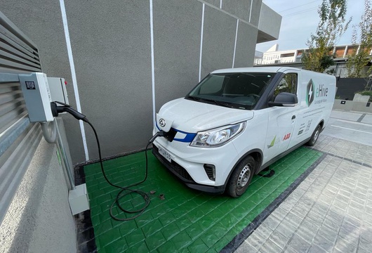 SO17116 Cargador Vehicular Vicuña Mackenna